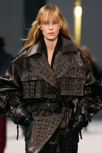 Look 128